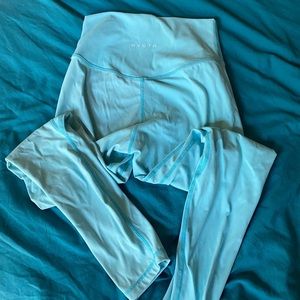 Signature Leggings - NVGTN